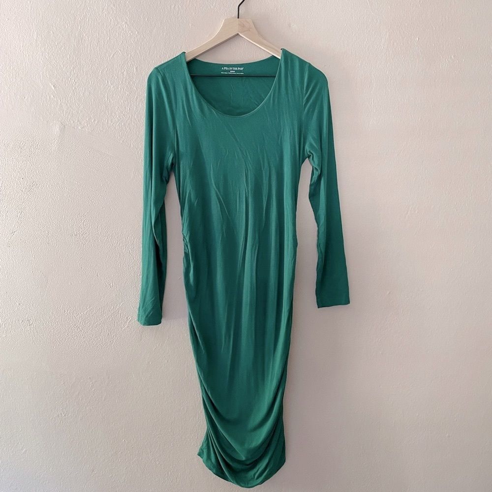 A Pea in the Pod emerald green maternity dress